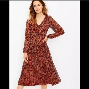 NWT ANN TAYLOR LOFT PETITE LEOPARD PRINT TIERED V-NECK MIDI DRESS Size 0P